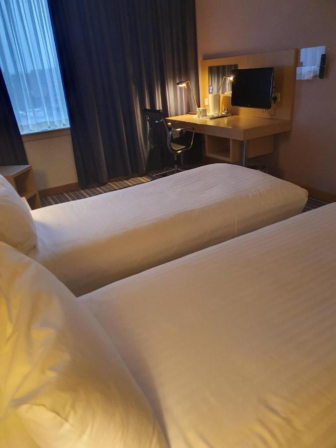 Holiday Inn Express Rotherham - North By Ihg Eksteriør bilde