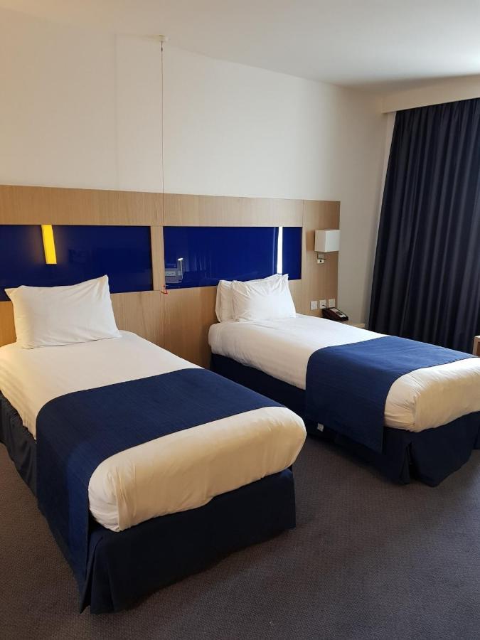Holiday Inn Express Rotherham - North By Ihg Eksteriør bilde
